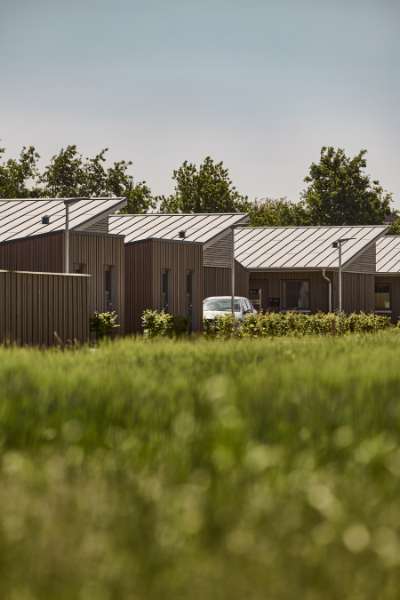 Ståltag ”beskytter” mennesker, der har brug for en hjælpende hånd i hverdagen, Feldstraße 12-26, 24983 Handewitt, Tyskland